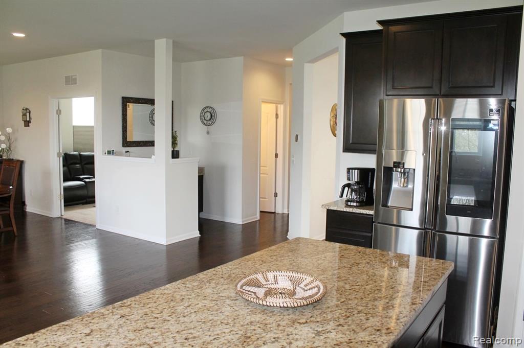 860 Backshore Drive Property Photo 31