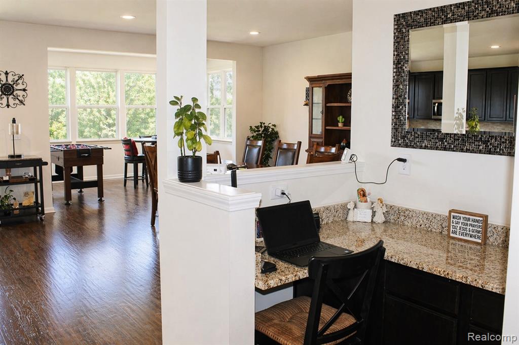 860 Backshore Drive Property Photo 35