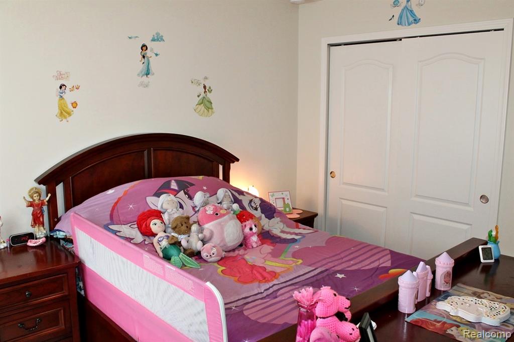 860 Backshore Drive Property Photo 45
