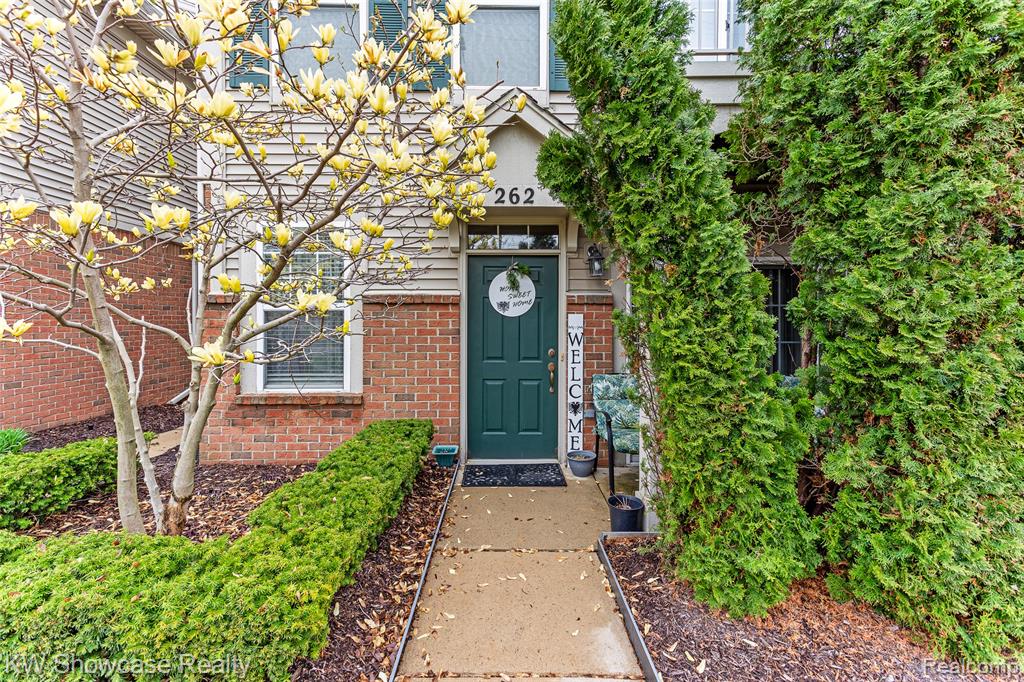 262 N Wixom Road Property Photo 1