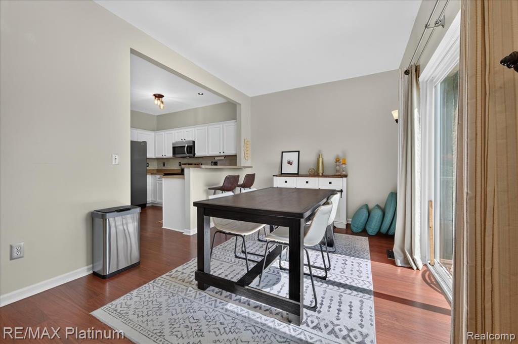 1602 Pinecroft Ln. Property Photo 8