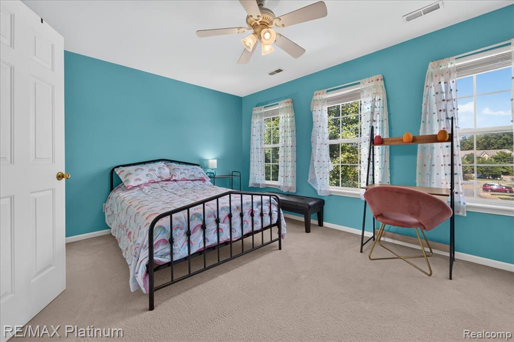 1602 Pinecroft Ln. Property Photo 20