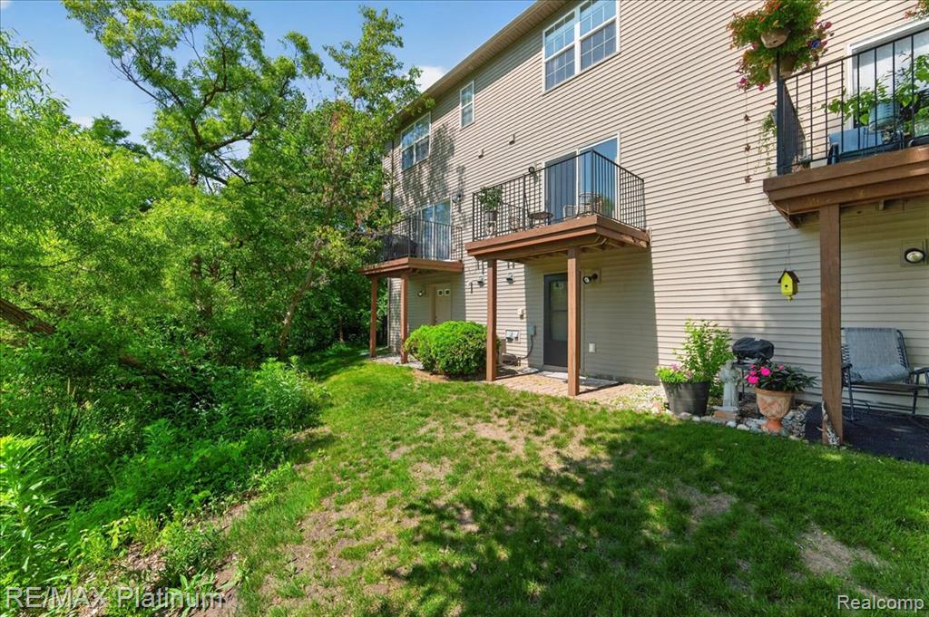1602 Pinecroft Ln. Property Photo 24