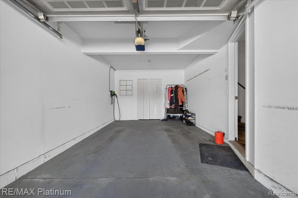 1602 Pinecroft Ln. Property Photo 26