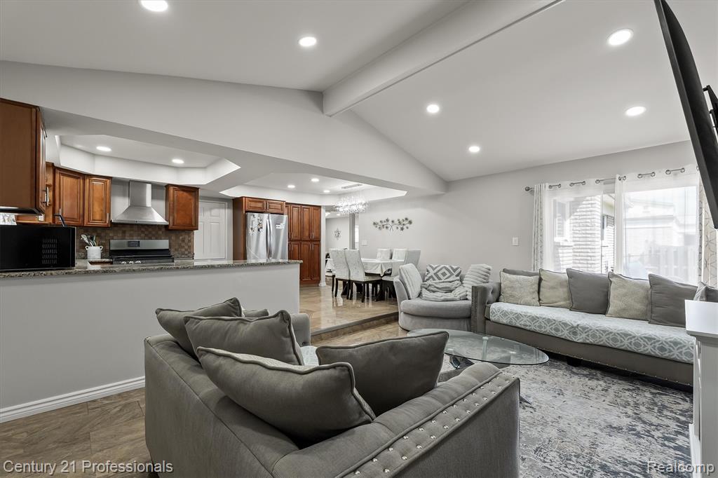 37010 Calka Drive Property Photo 10