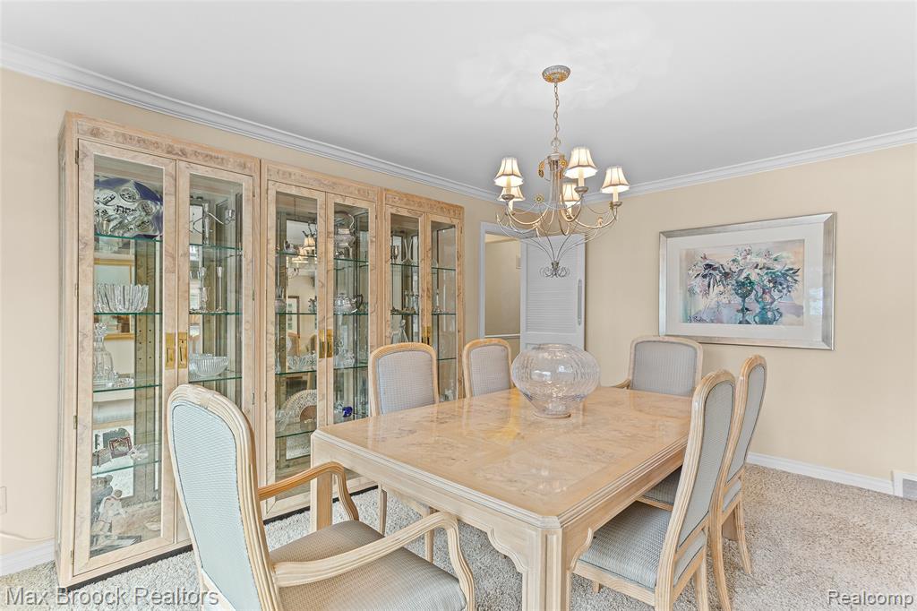 25933 Hersheyvale Drive Property Photo 10