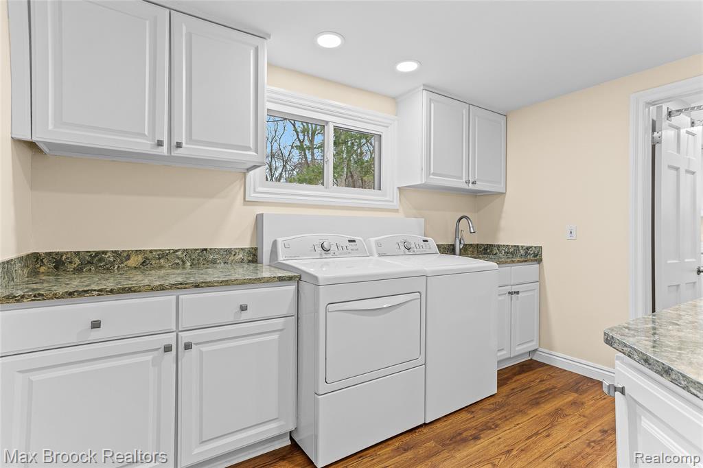 25933 Hersheyvale Drive Property Photo 14