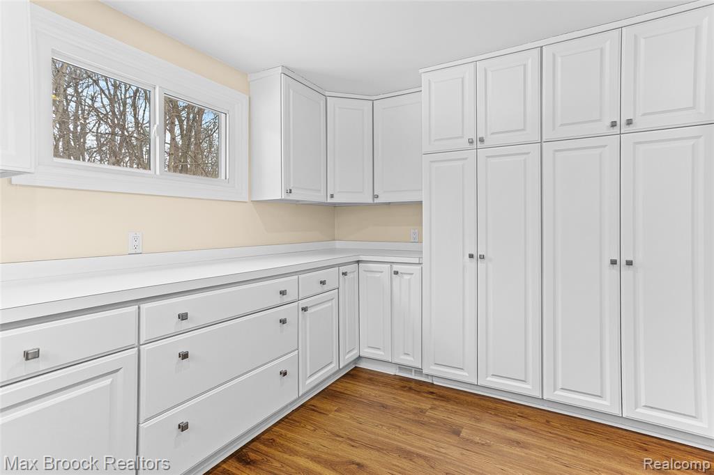 25933 Hersheyvale Drive Property Photo 15