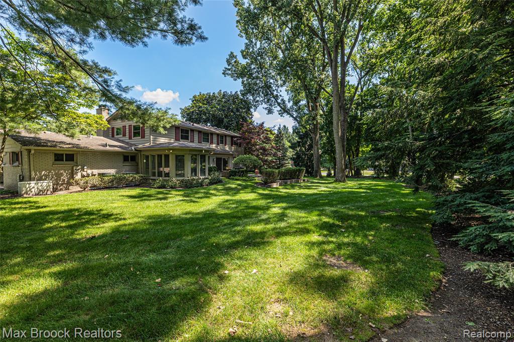 25933 Hersheyvale Drive Property Photo 28