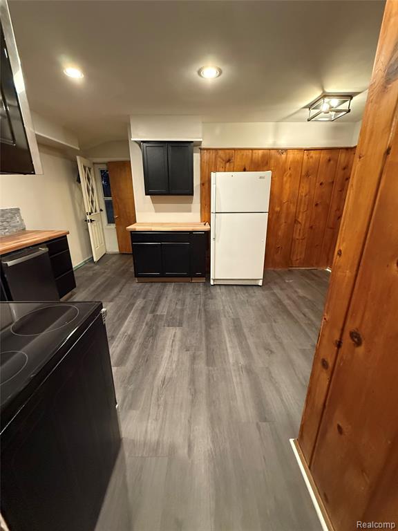 3441 E Maple Avenue Property Photo 5