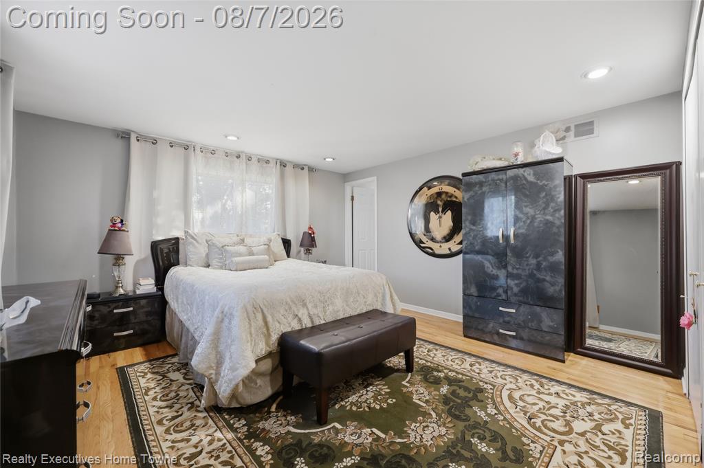2986 Groves Drive Property Photo 27