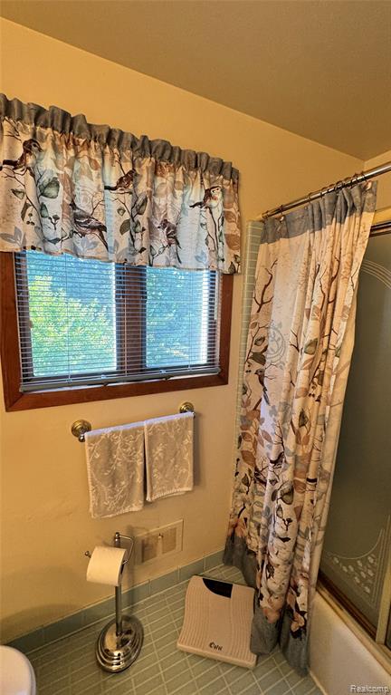 37021 Charter Oaks Boulevard Property Photo 15