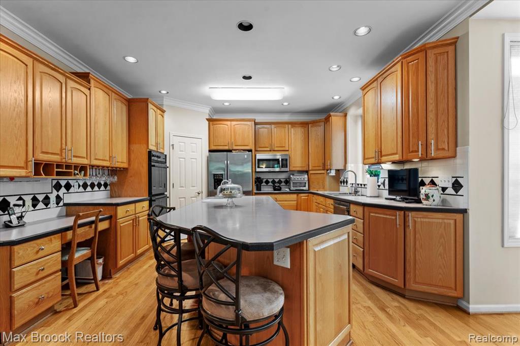 30065 Cheviot Hills Drive Property Photo 10