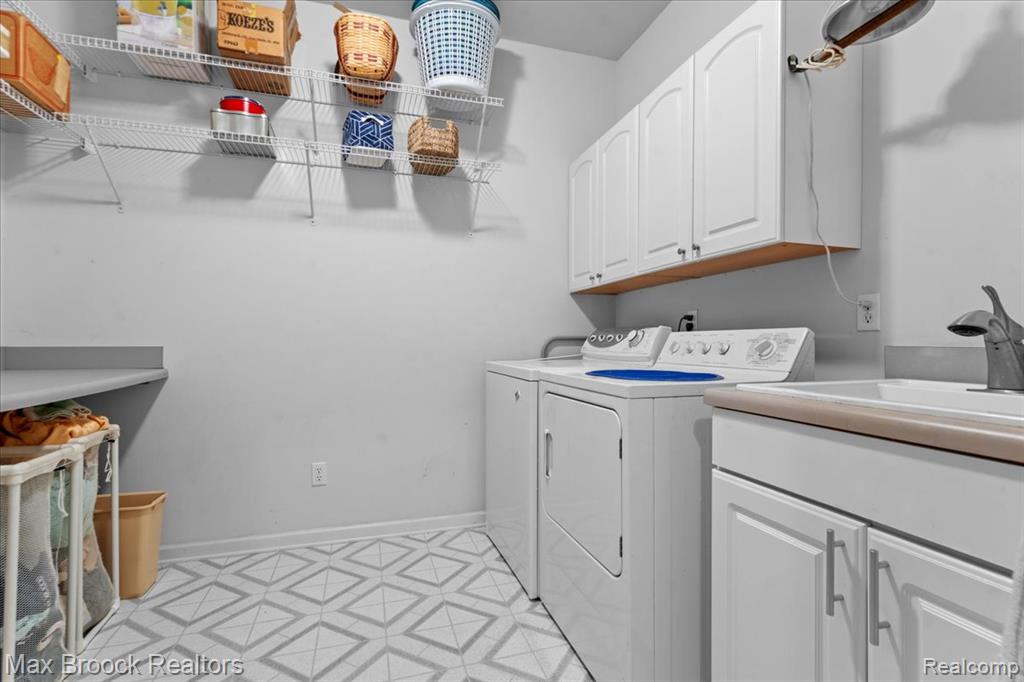 30065 Cheviot Hills Drive Property Photo 16