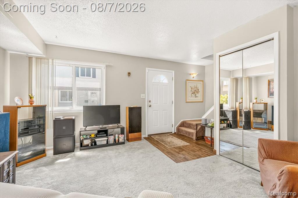 41282 N Woodbury Green Drive Property Photo 2