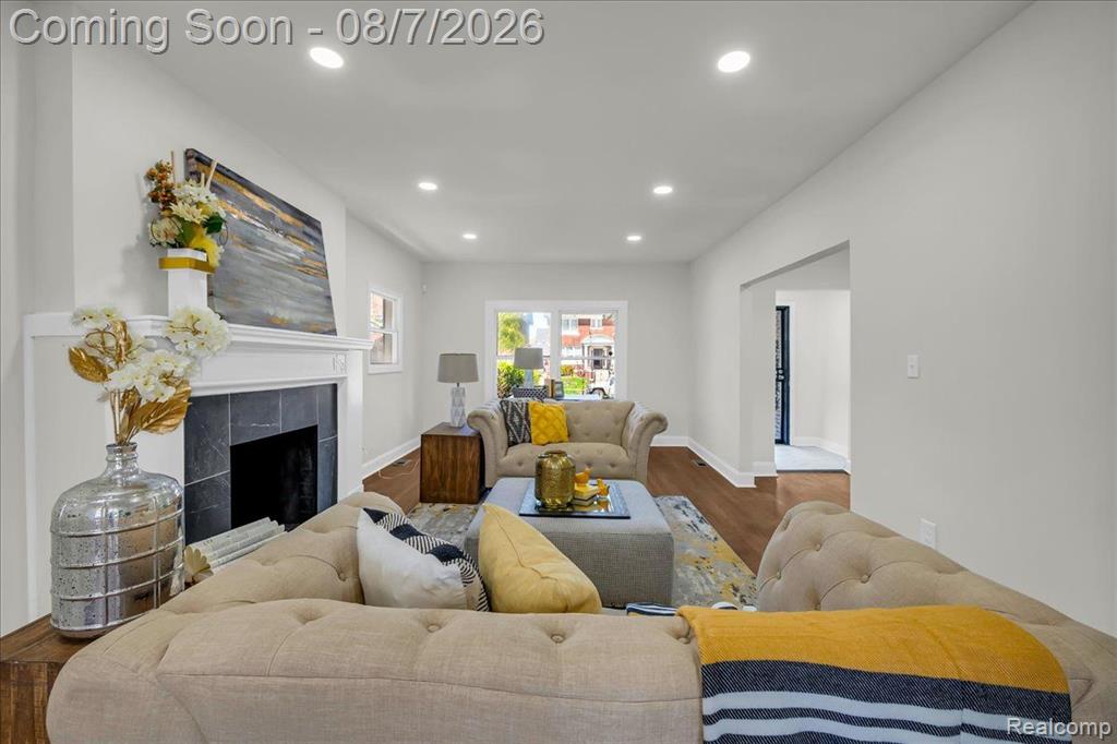1517 Edison Street Property Photo 10