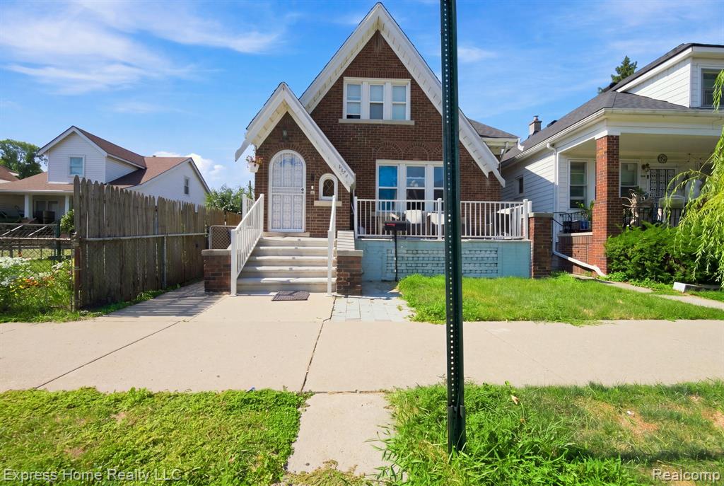 5127 Harold Street Property Photo 1