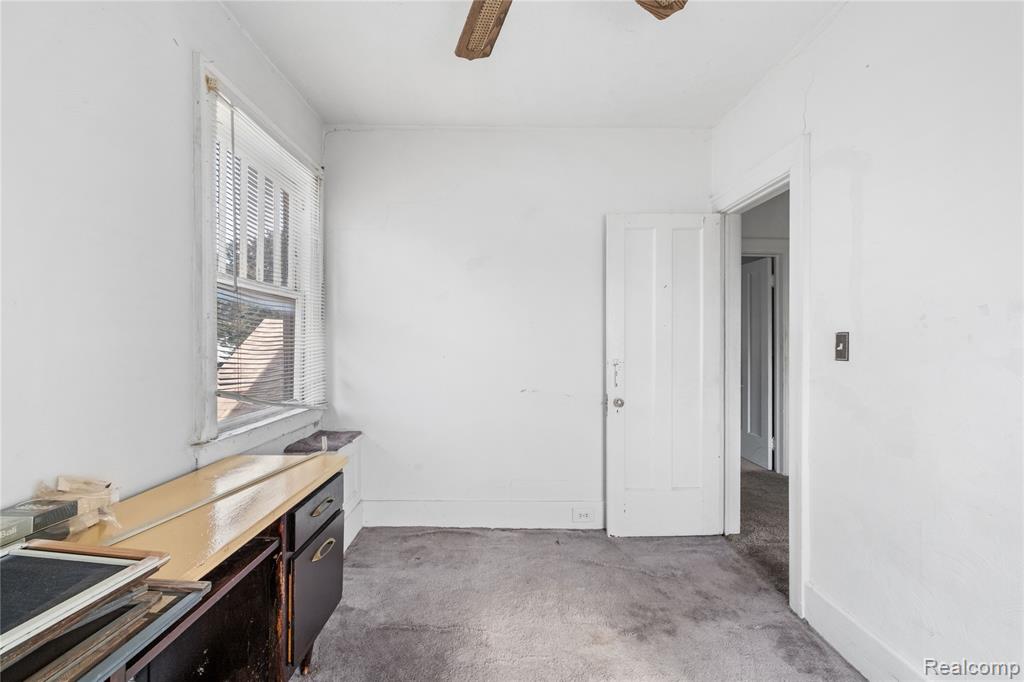 123 Moss Street Property Photo 20