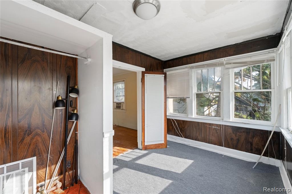 123 Moss Street Property Photo 29