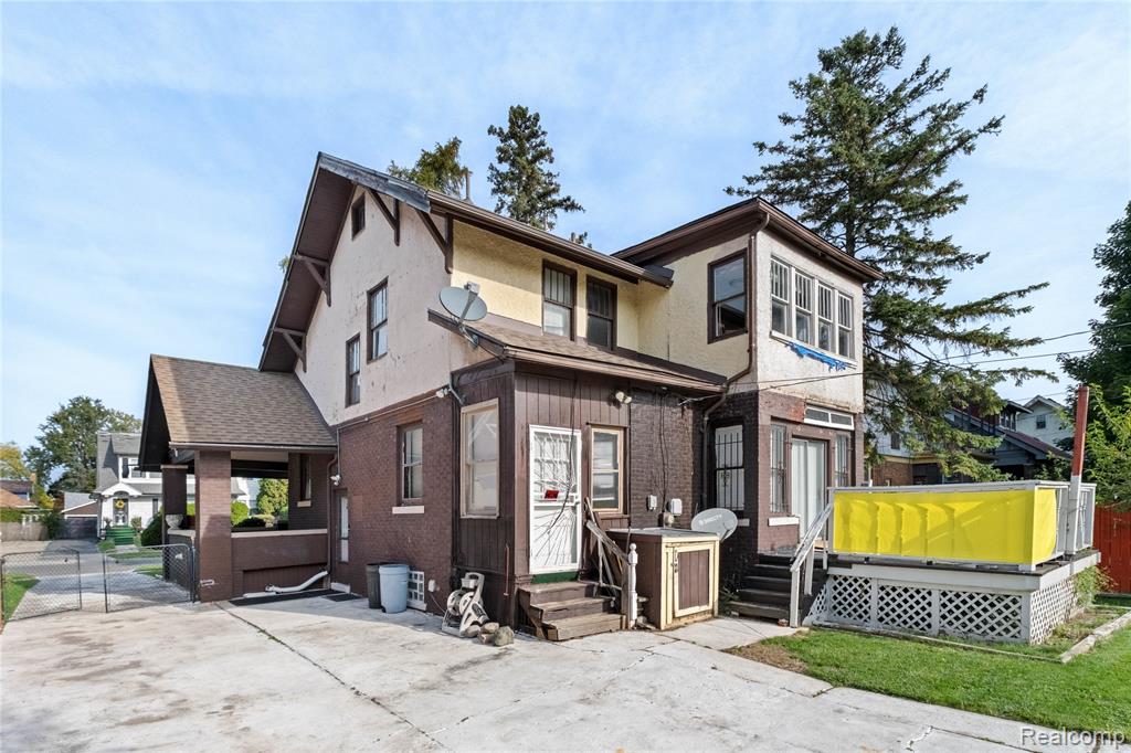 123 Moss Street Property Photo 44