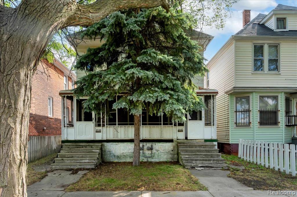 2940 Canton Street Property Photo 1