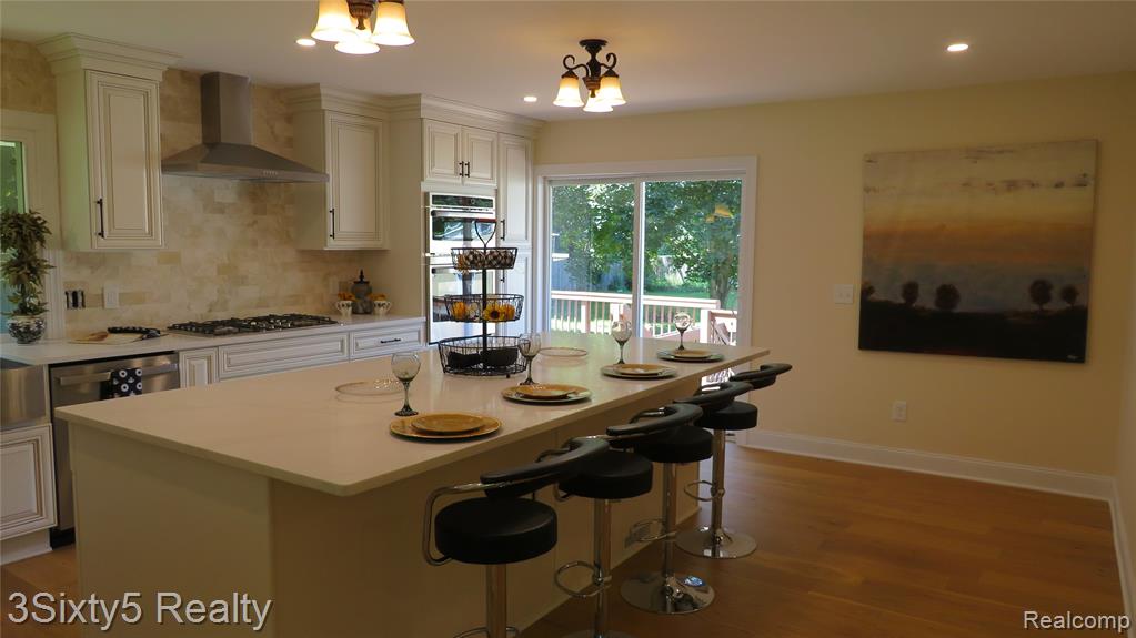 16558 Haggerty Road Property Photo 11