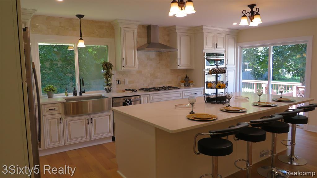 16558 Haggerty Road Property Photo 12