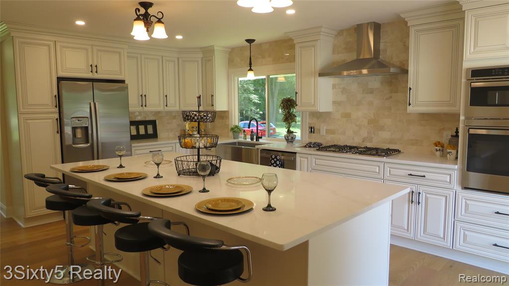 16558 Haggerty Road Property Photo 14