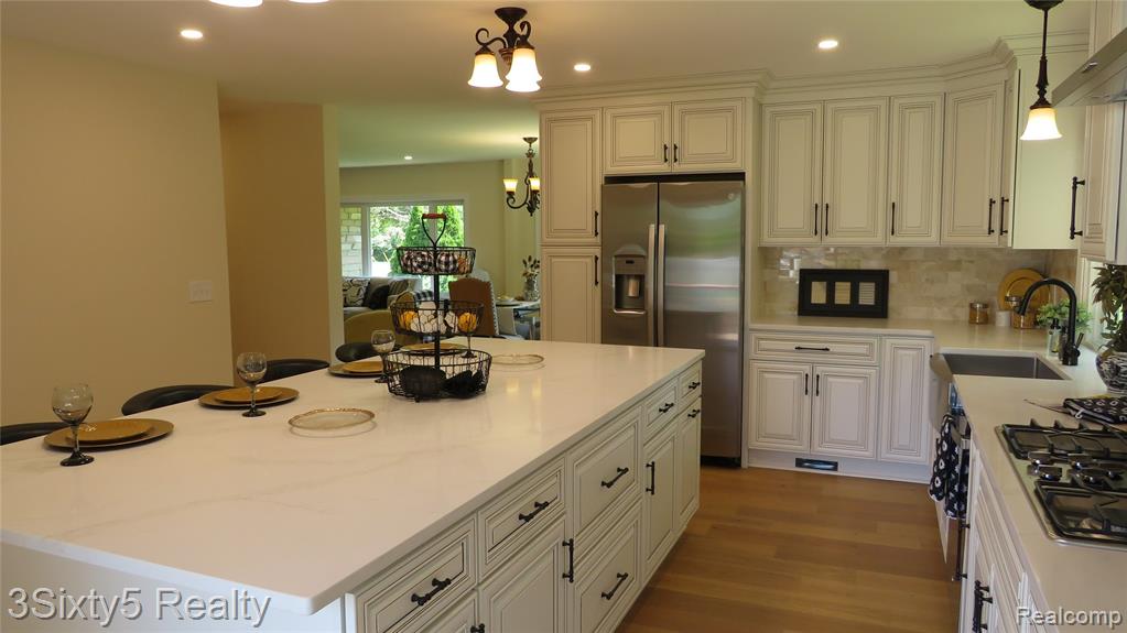 16558 Haggerty Road Property Photo 16
