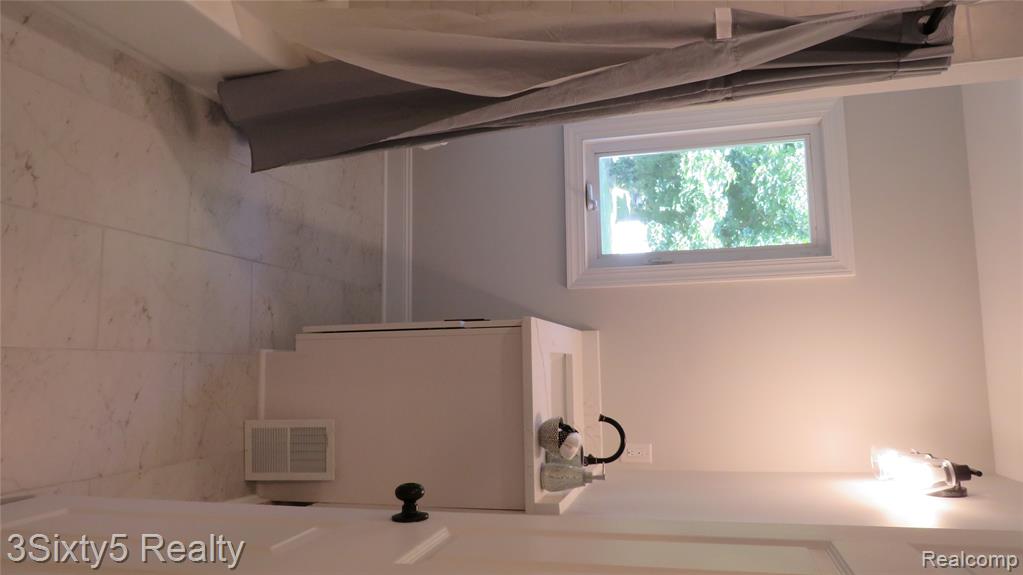 16558 Haggerty Road Property Photo 22