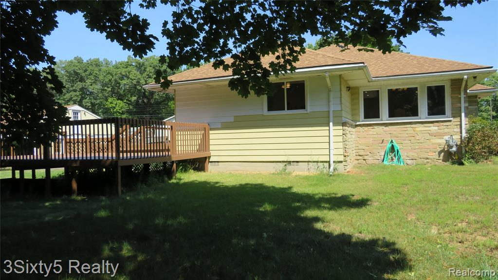 16558 Haggerty Road Property Photo 38