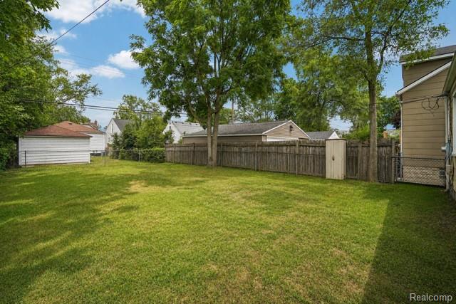 602 Spencer Street Property Photo 3