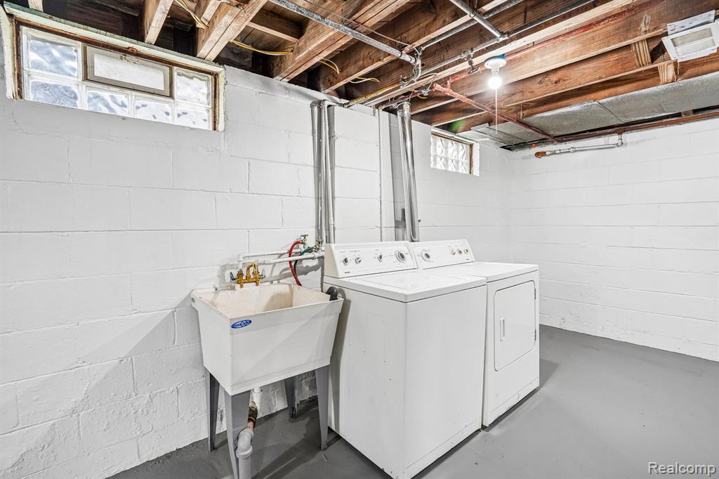 602 Spencer Street Property Photo 21