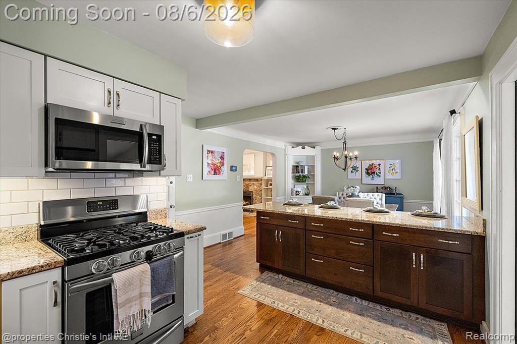 788 Rivard Boulevard Property Photo 12