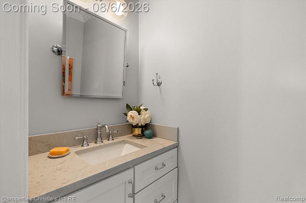788 Rivard Boulevard Property Photo 16