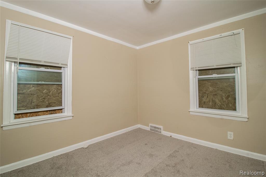 13104 Longview Street Property Photo 10