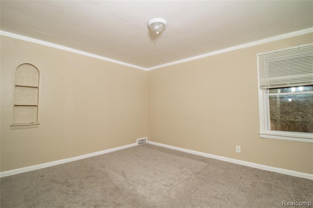 13104 Longview Street Property Photo 13