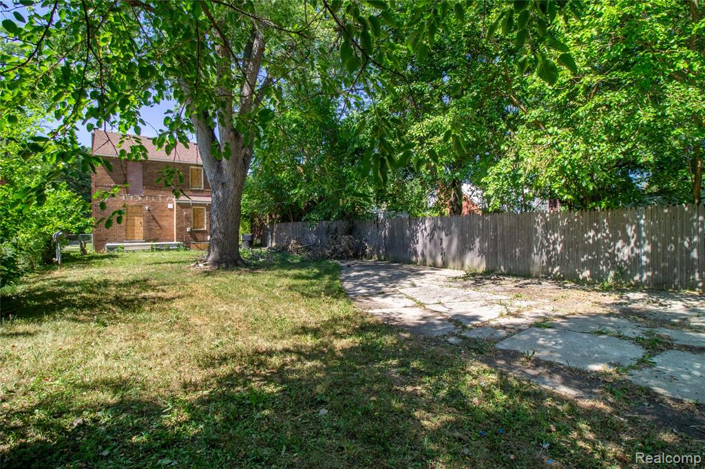 13104 Longview Street Property Photo 18