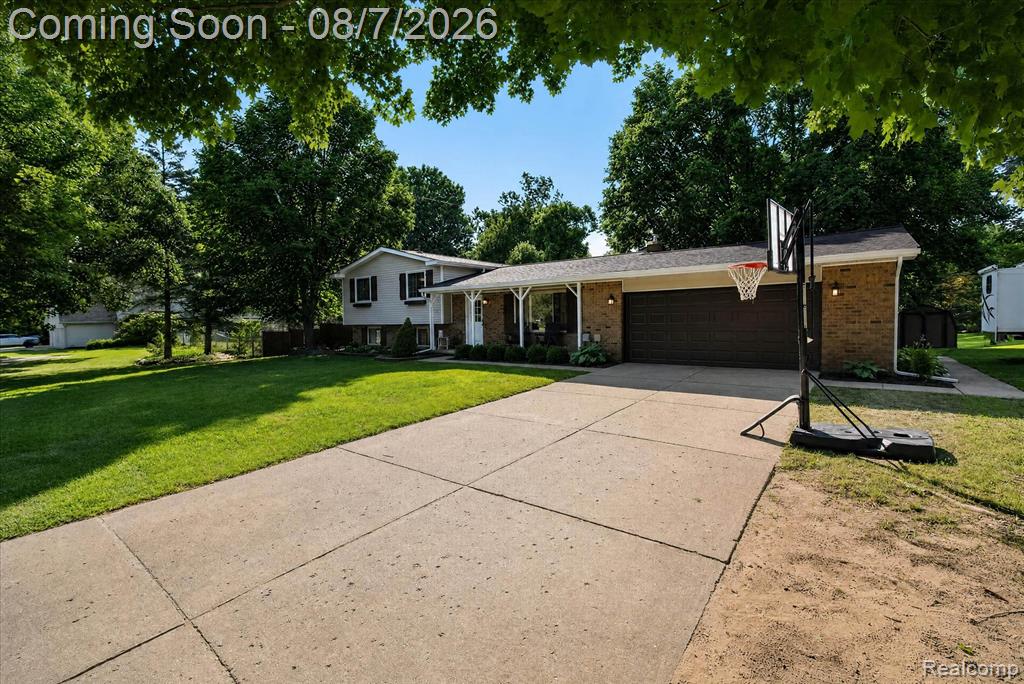 12232 Dentonview Drive Property Photo 2