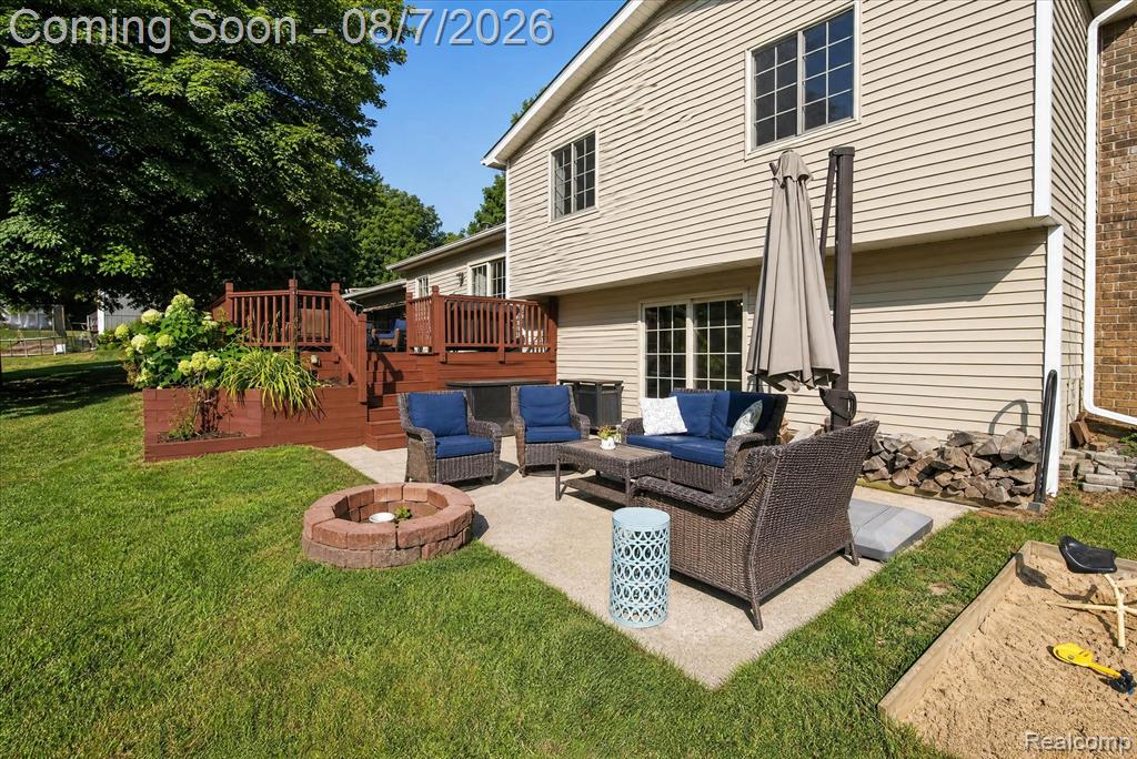12232 Dentonview Drive Property Photo 32