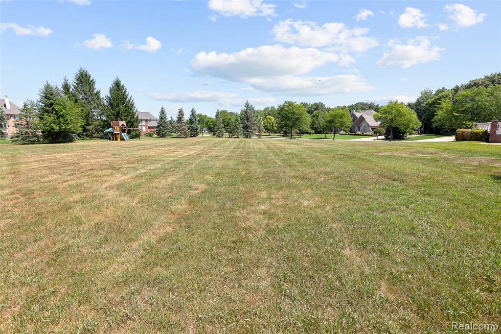 50940 Park Place Drive Property Photo 20