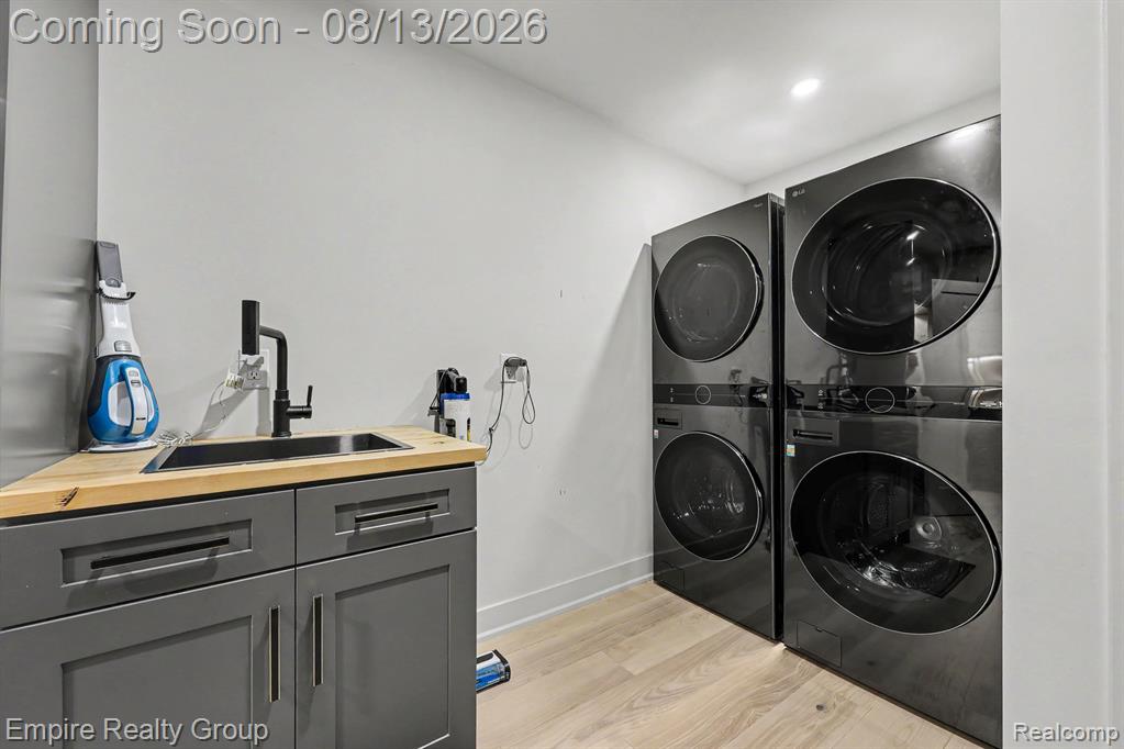 4340 Queens Way Property Photo 23