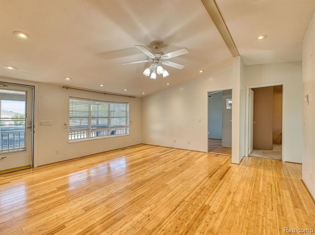 815 Jacobs Landing Property Photo 4