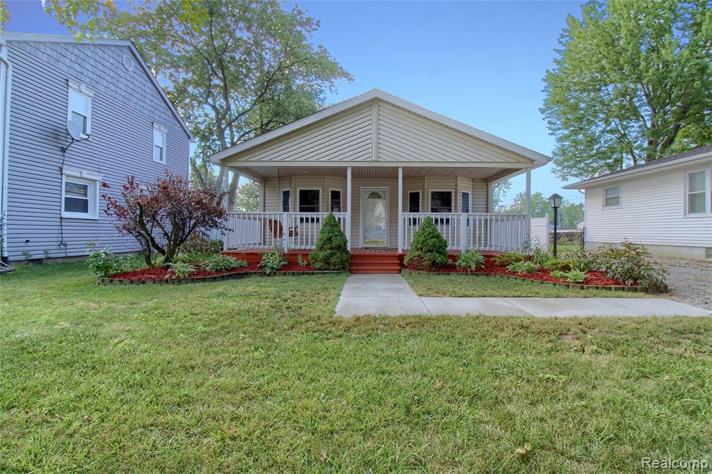 6036 Park Blvd Property Photo 1