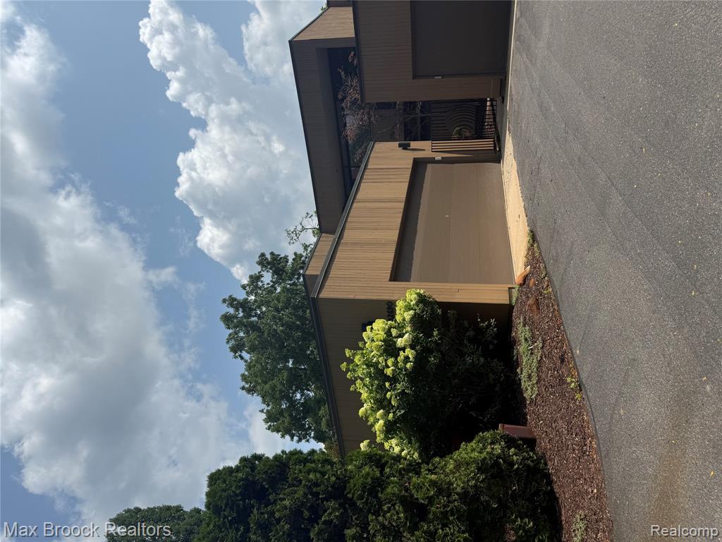 32690 Ravine Drive Property Photo 1