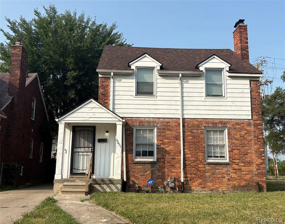 9201 Everts Street Property Photo 1