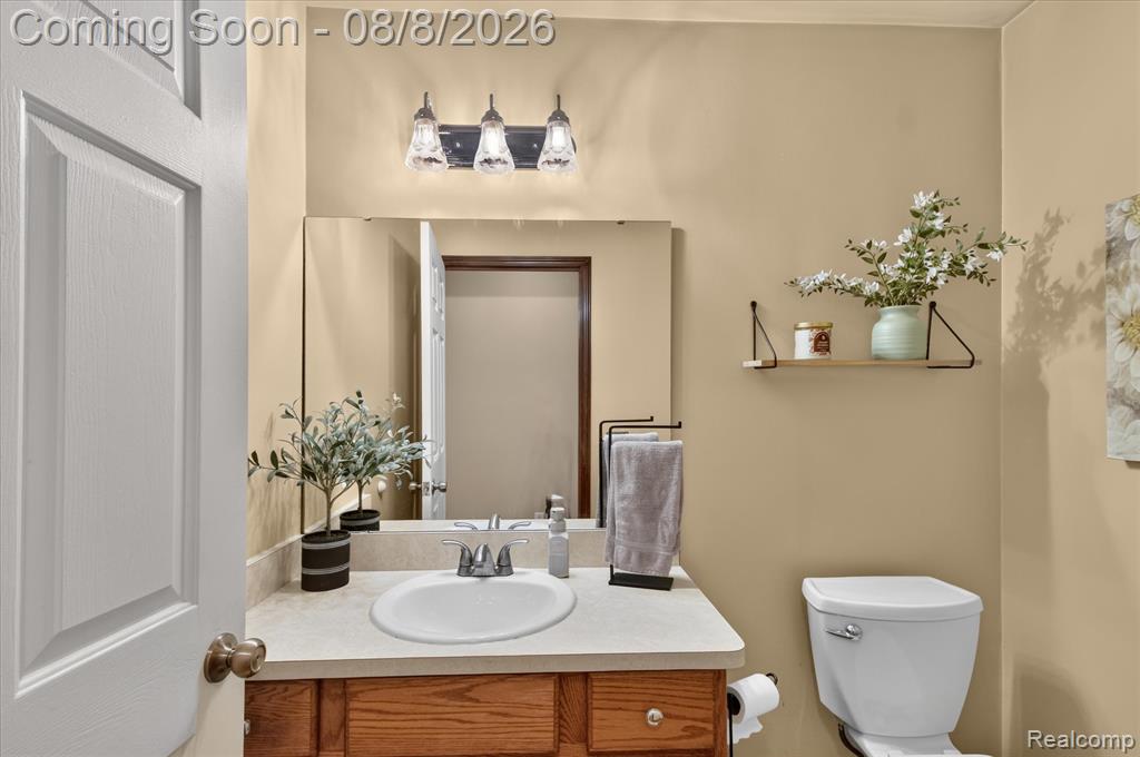 42151 Woodcreek Lane Property Photo 17