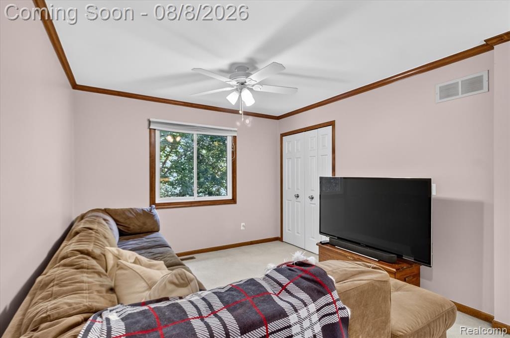 42151 Woodcreek Lane Property Photo 19