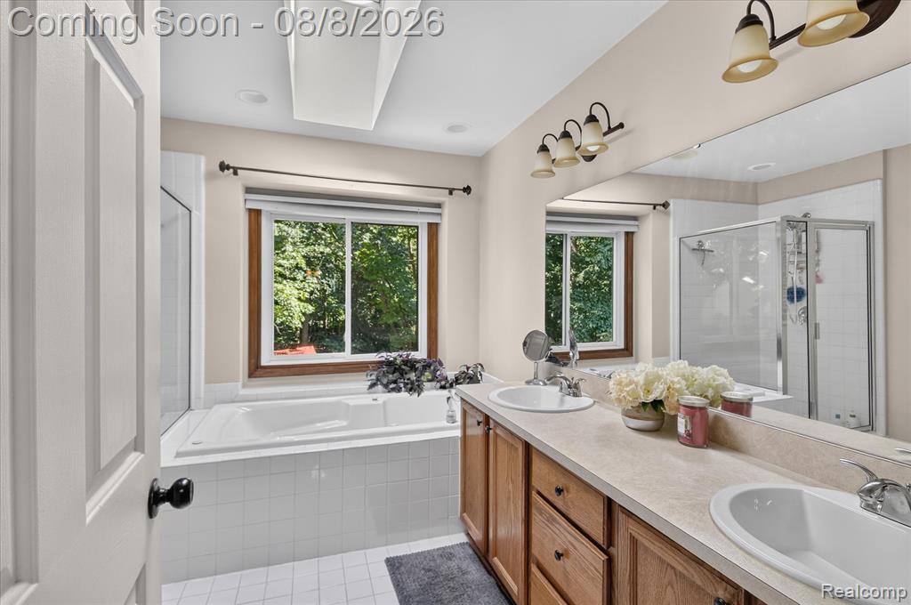 42151 Woodcreek Lane Property Photo 22