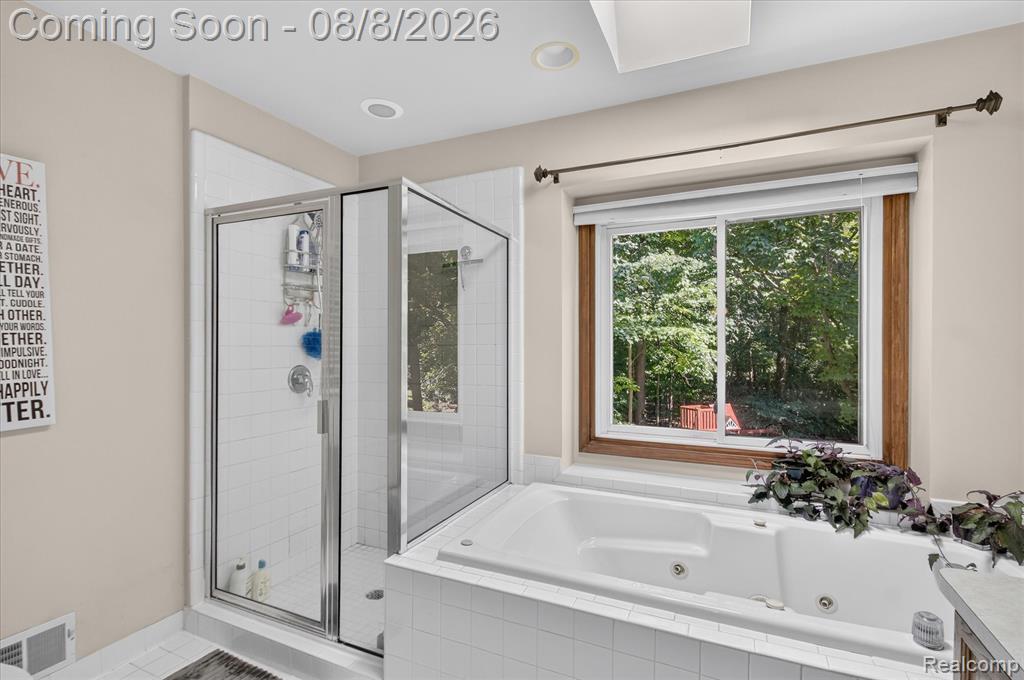 42151 Woodcreek Lane Property Photo 23